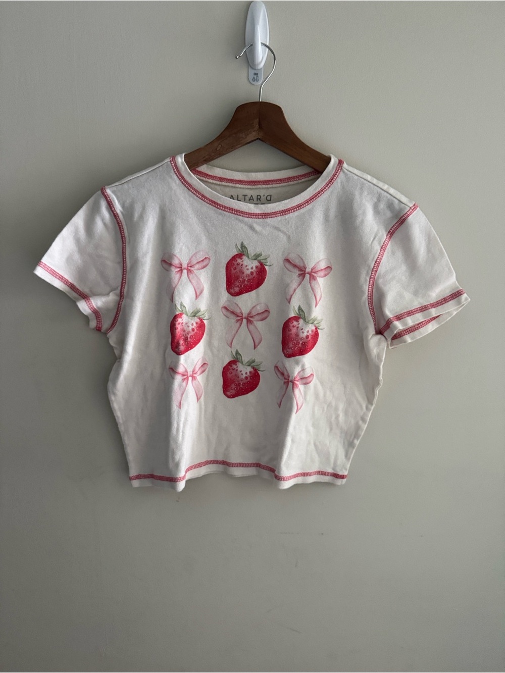 Altar'd State White Cropped Tee with Pink Strawberry & Bow Motif
